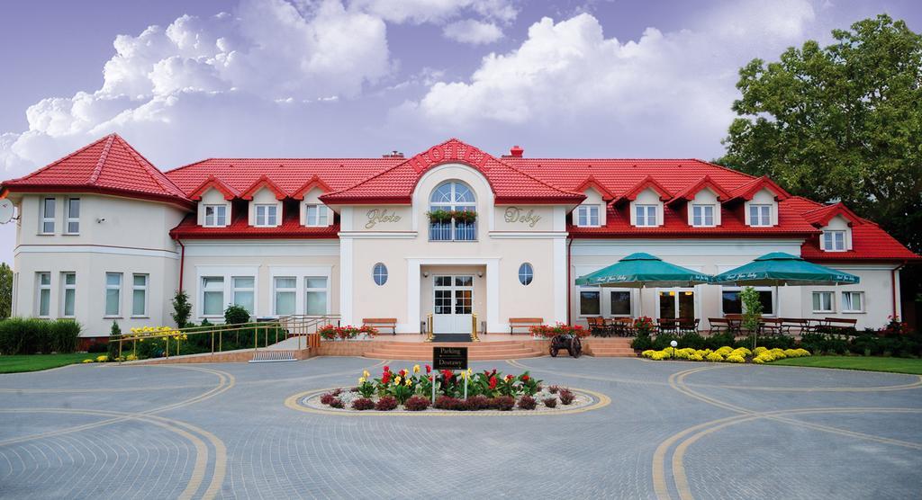Hotel Zlote Deby Варшава Экстерьер фото