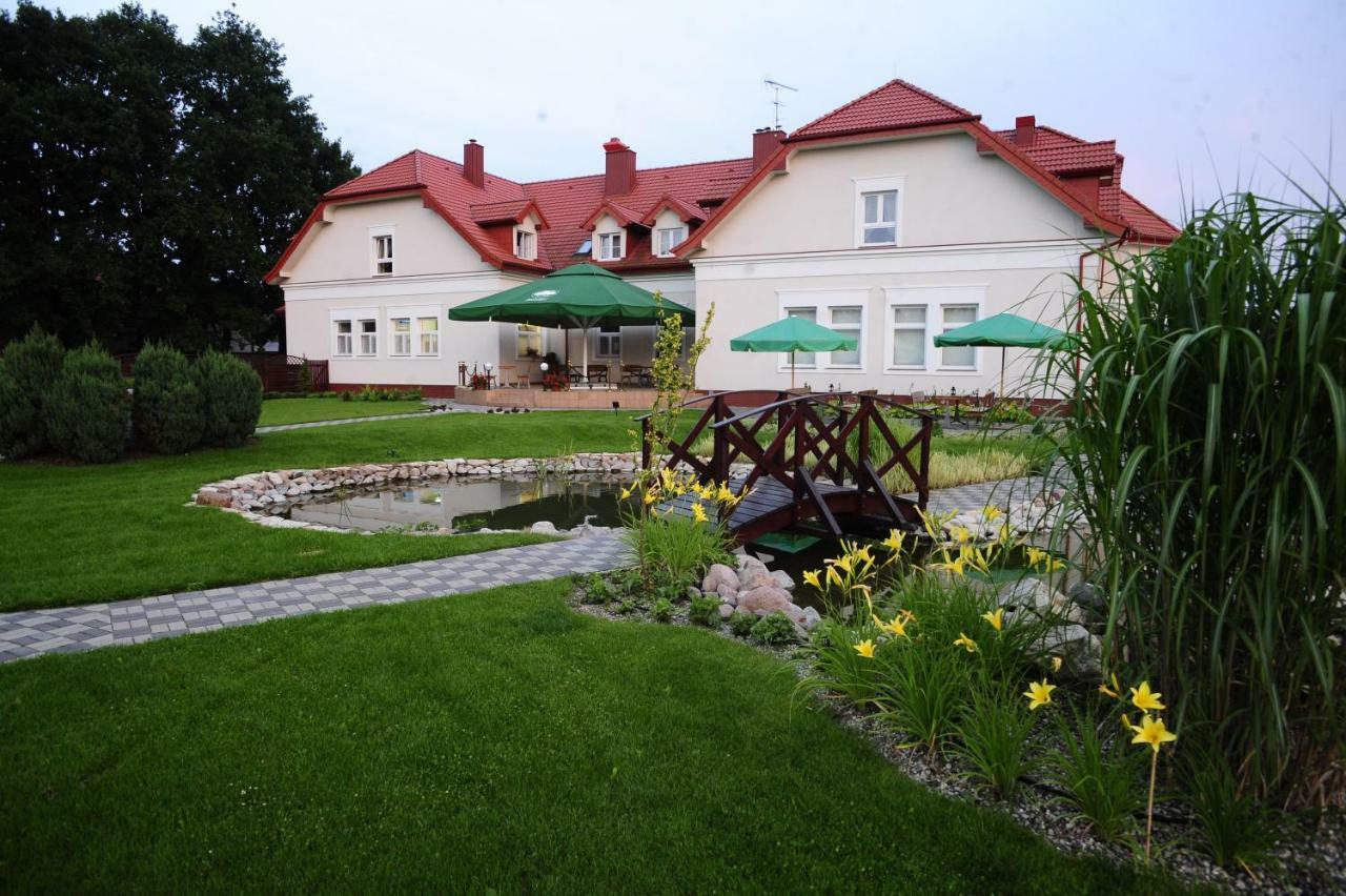 Hotel Zlote Deby Варшава Экстерьер фото